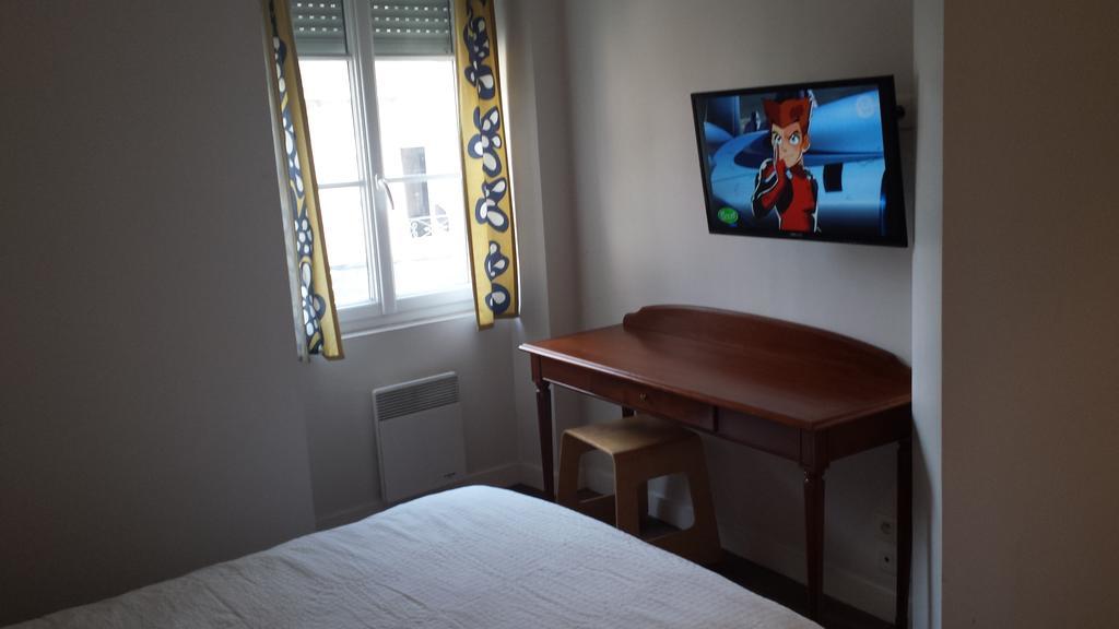 Hotel Au Pigeon Blanc Andouillé Pokoj fotografie